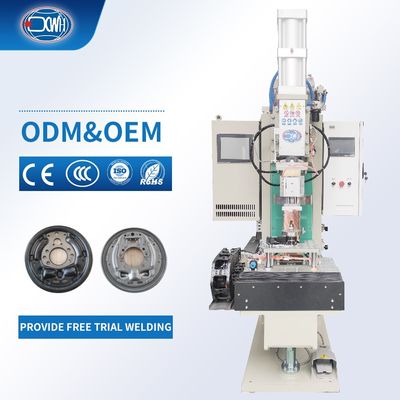 Un buen precio. Saldador de punto Máquina de soldadura automática de proyección Plata base de freno de automóvil de acero carbono en línea
