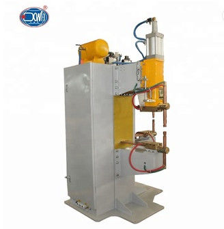 Un buen precio. Máquina industrial neumática ISO de la soldadura por puntos 125KVA con control del microordenador en línea