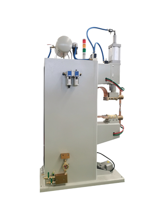 Un buen precio. CA de la máquina de Mesh Ss Stationary Spot Welding del alambre de la nuez refrigerada por agua para la chapa en línea